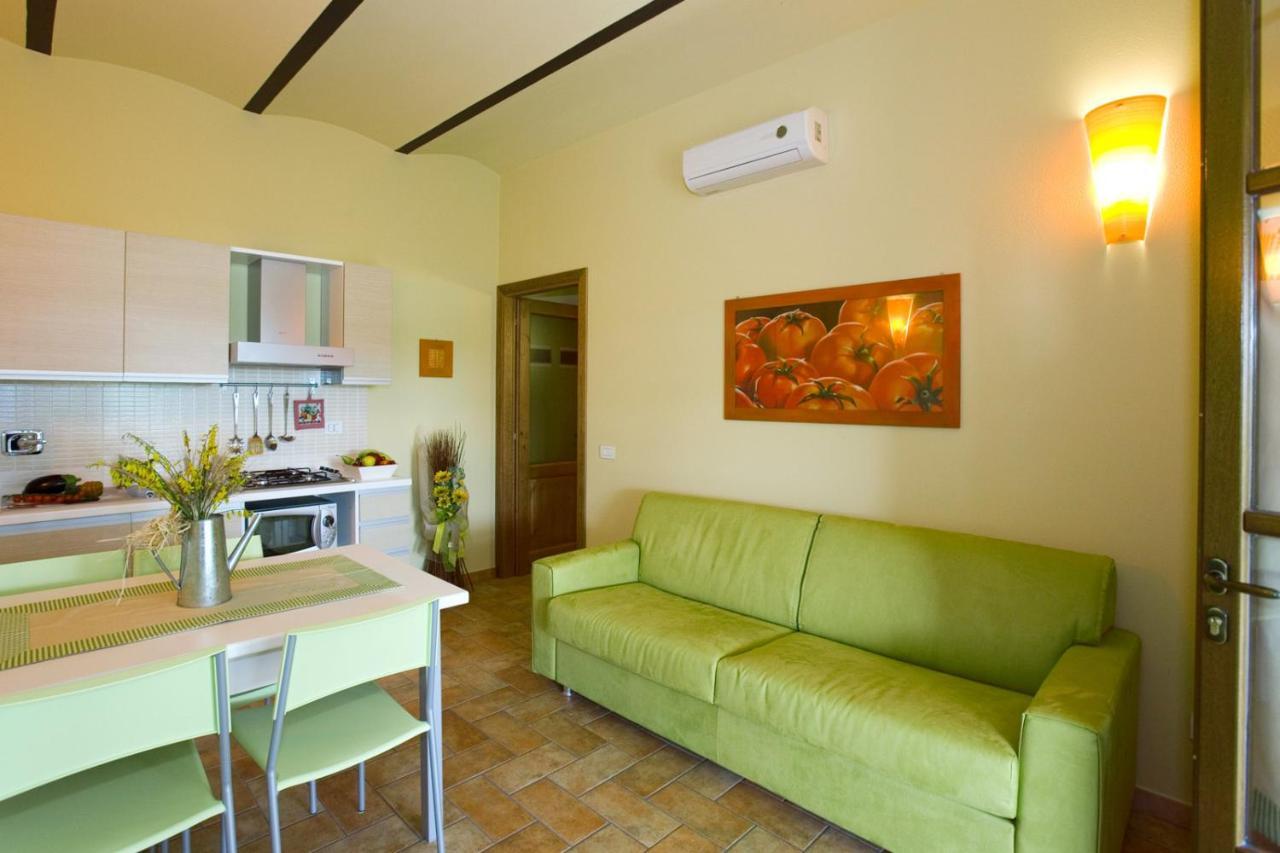 Agriturismo Il Pelago Кастаньето-Кардуччи Экстерьер фото